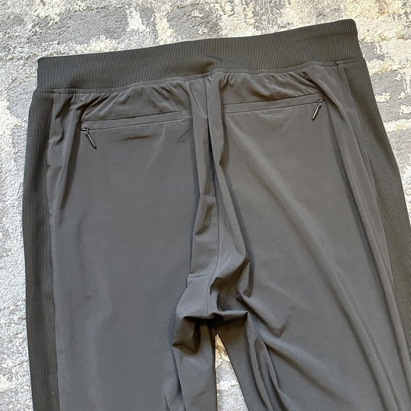 Athleta Brooklyn Mid Rise Ankle Pant Green Size 16 Tall - Picture 4 of 12